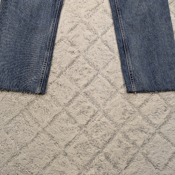 Everlane Jeans Women's 26 Blue Medium Wash The Cheeky Crop Raw Hem Cotton - Picture 2 of 12